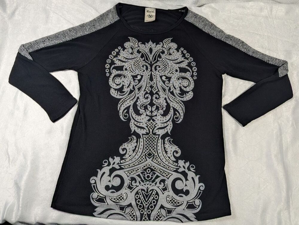 Y2K 2000’s Vocal Made in USA Bedazzled Long sleeve Crystal Cross shirt Women’s M